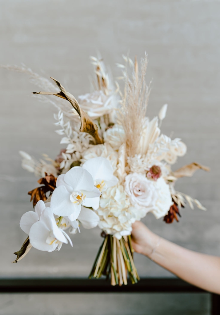 Bridal Bouquet ; Rooftop 220 wedding; Precious Moments Events